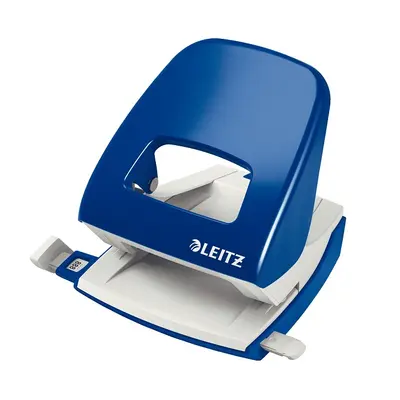 Корица на „Перфоратор LEITZ 5008 NeXXt, за 30 л.(80 г), с ограничител, 98x109x121 мм, метален, син"