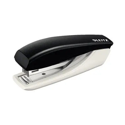 Корица на „Телбод LEITZ 5517, мини, за 10 л.(80 г), 29х38х101 мм, телчета 10/4, пластмаса + метал, черен"